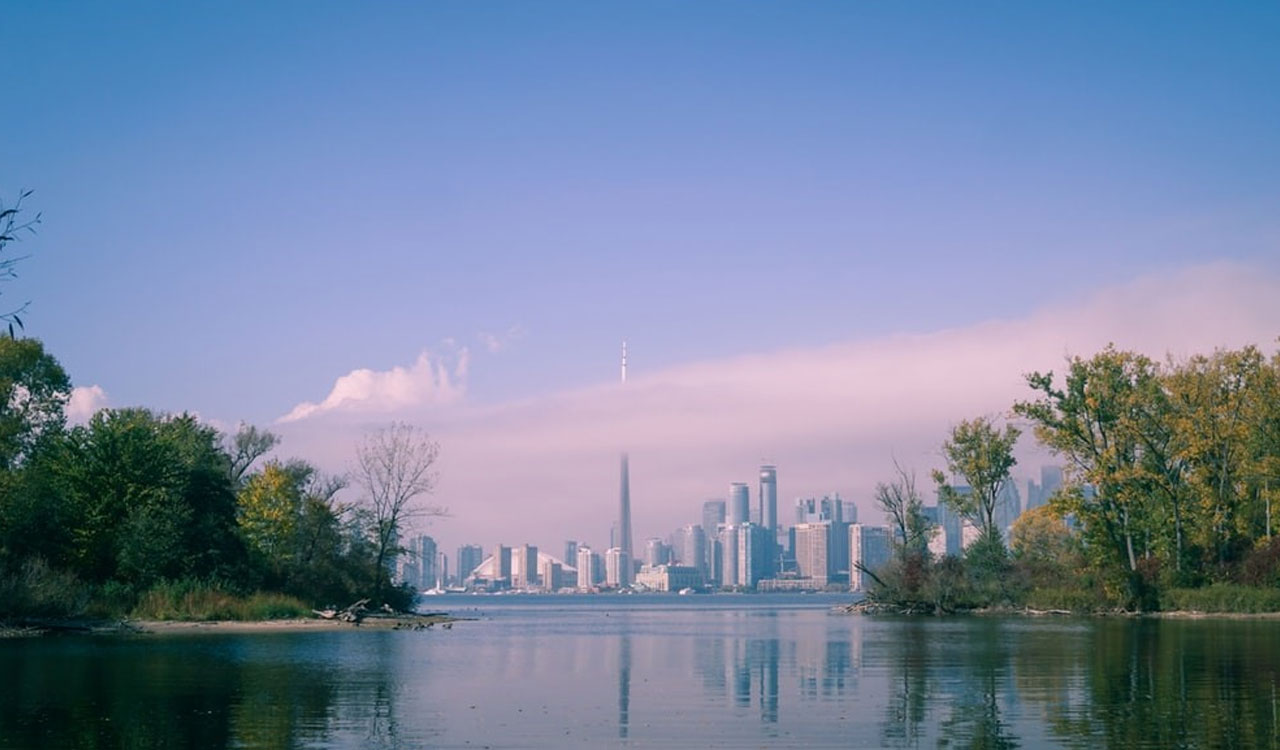 Toronto skyline, Lake Ontario