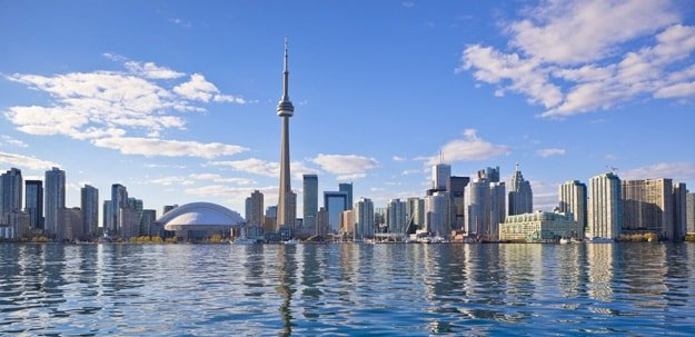 Visit Toronto, Montréal & more